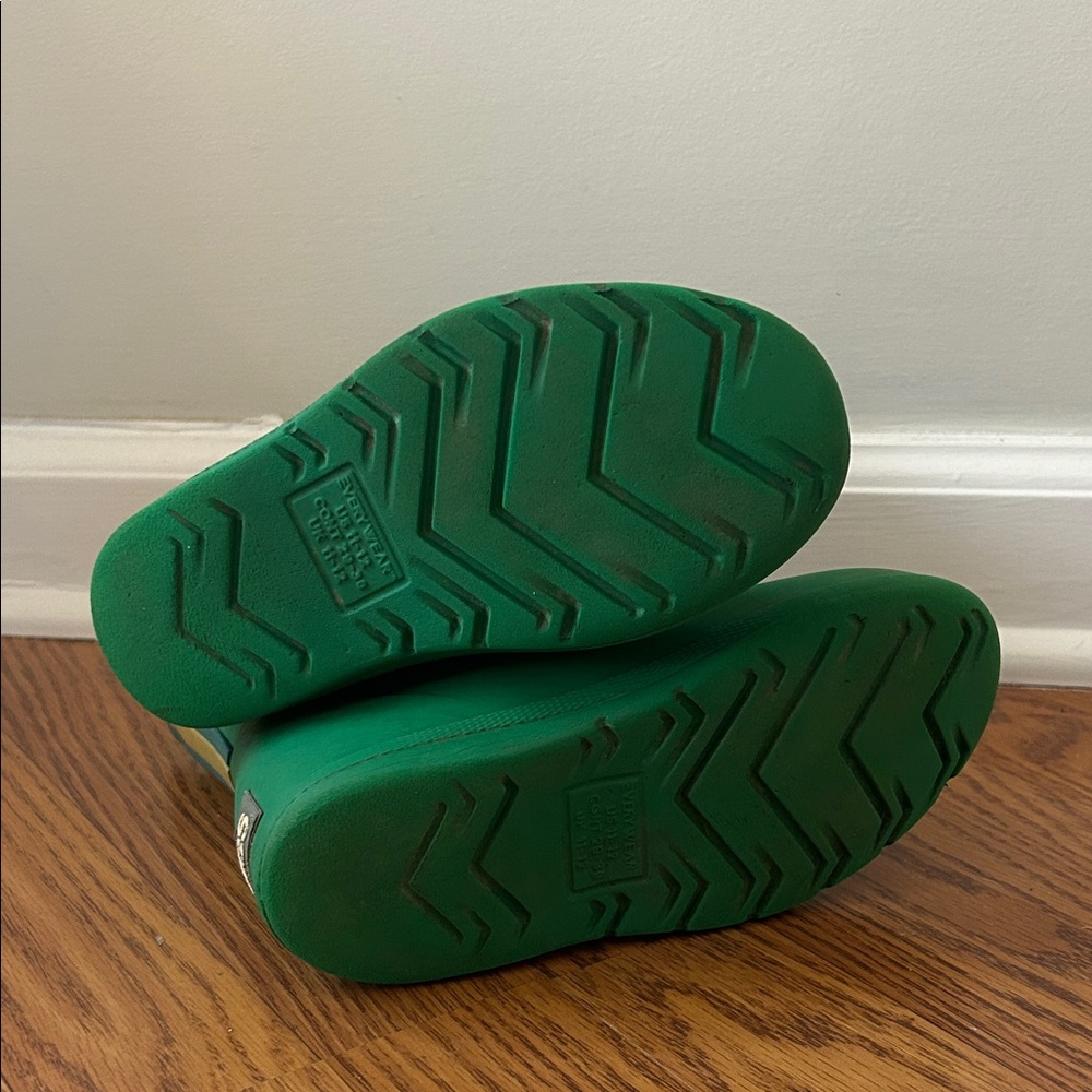 Totes Green Boots - Kids - Picture 2 of 5